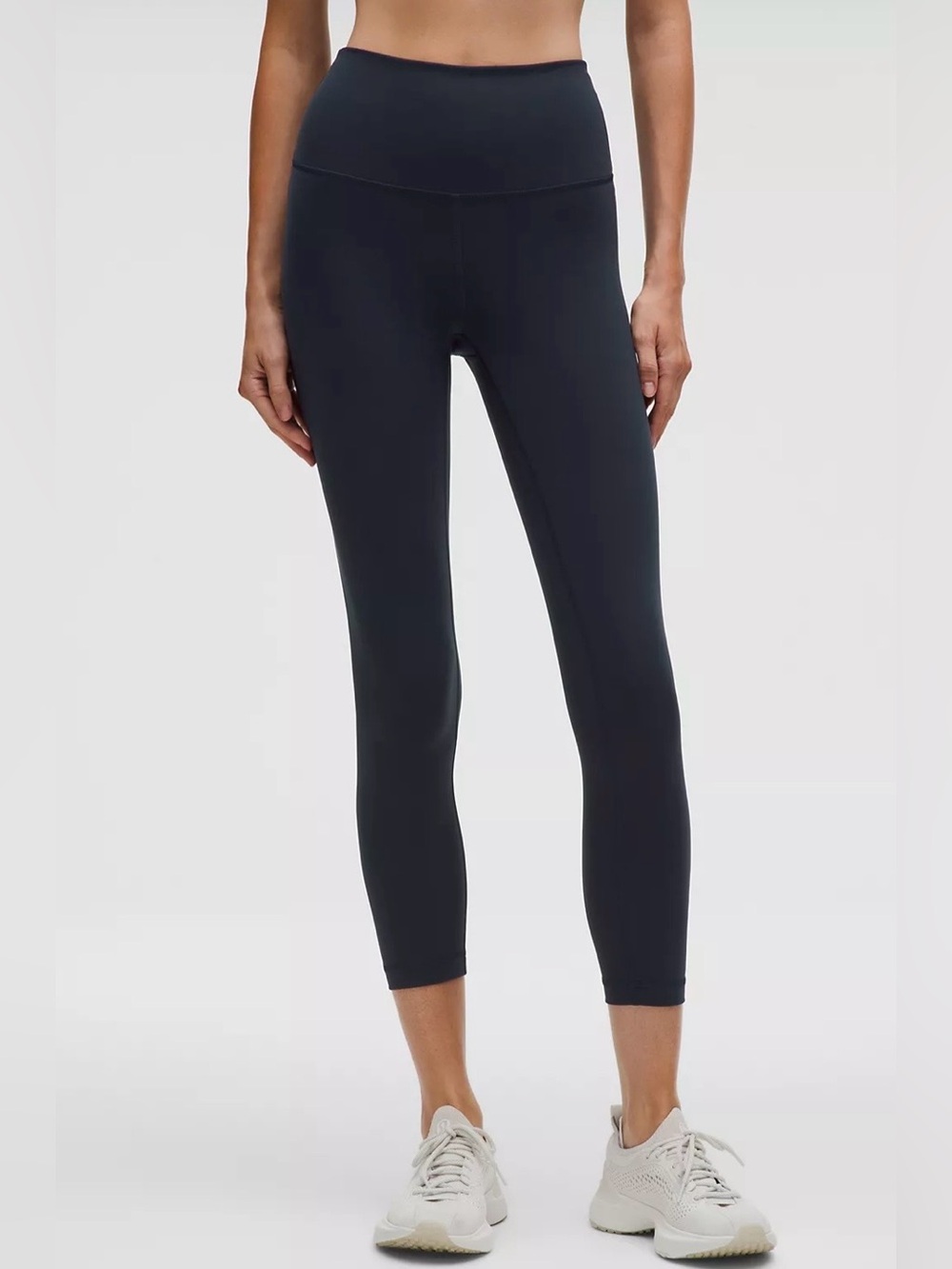 LULULEMON Wunder Train High-Rise Crop 23" True Navy Size 6
